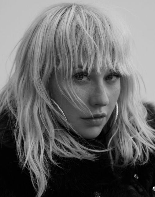 Christina Aguilera, Head Shot, Portrait